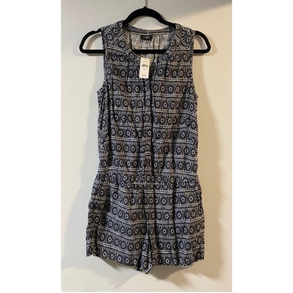 LOFT Dresses & Skirts - ANN TAYLOR LOFT Boho Print Romper Dress
